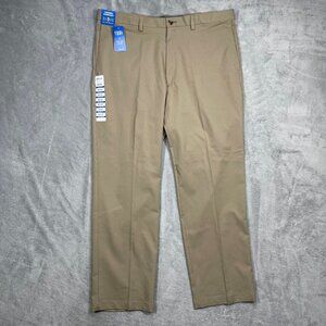 Haggar Mens Classic Fit Cool Right Performance Flex Khaki Pants 40W X 32L NWT